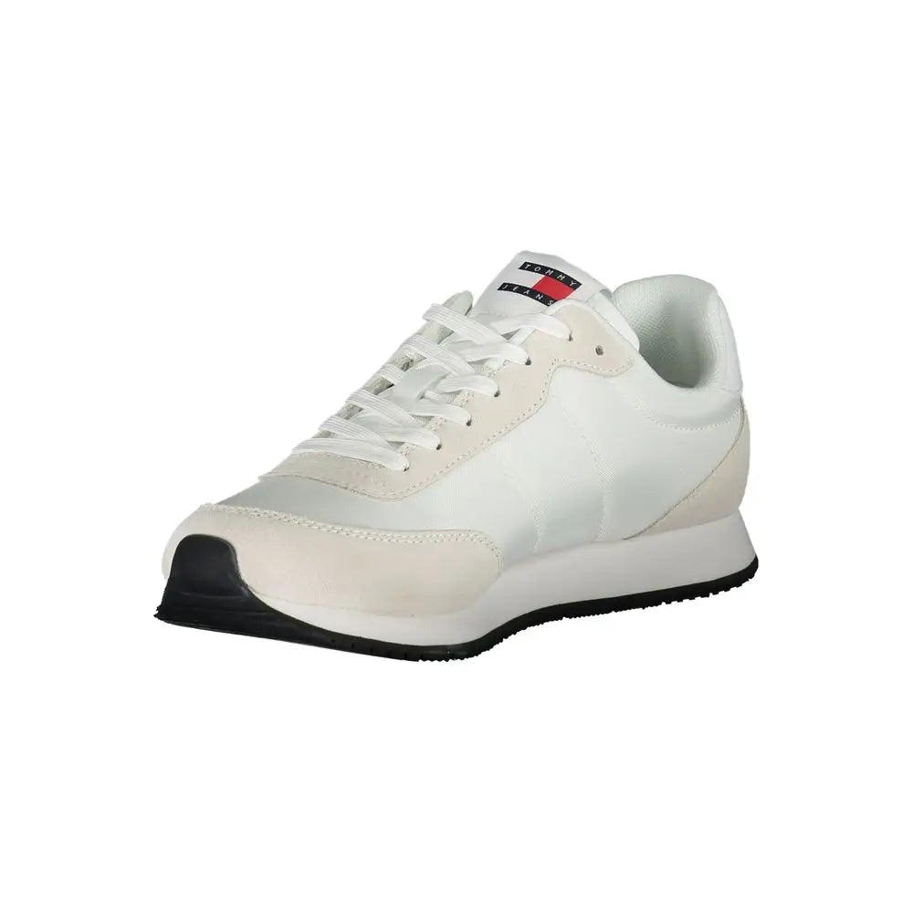 Tommy Hilfiger sleek hvide sneakers med kontrasterende detaljer