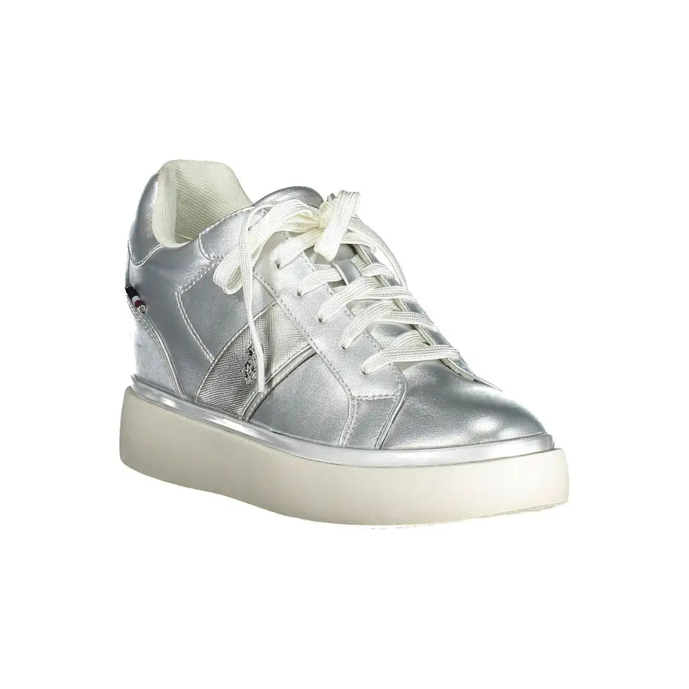 Sølvmetallic polo assn sneaker med hvide snører og chunky off-white sål
