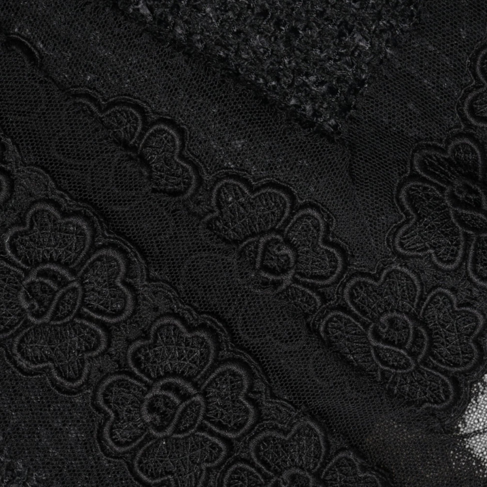 Dolce & Gabbana Black Virgin Wool Pencil Cut Midi Skirt