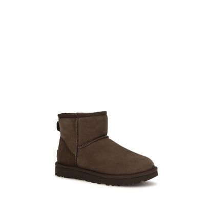 UGG Brown Calf Leather Bos Taurus Ankle Boots