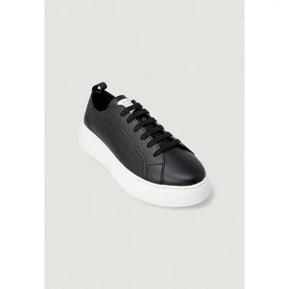 Armani Exchange sorte lækre sneakers med hvid gummisål