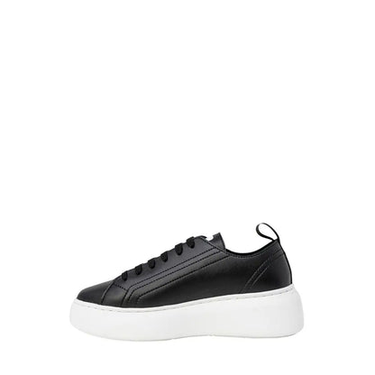 Armani Exchange sorte kunstlæder sneakers med tyk hvid gummisål