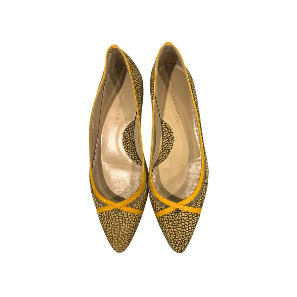 Gule læder sandaler fra Borbonese med sort prikket design og krydsrem