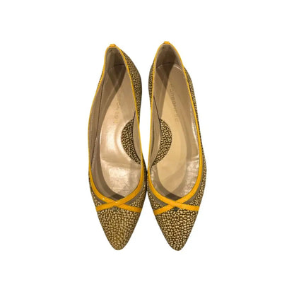 Gule læder sandaler fra Borbonese med sort prikket design og krydsrem