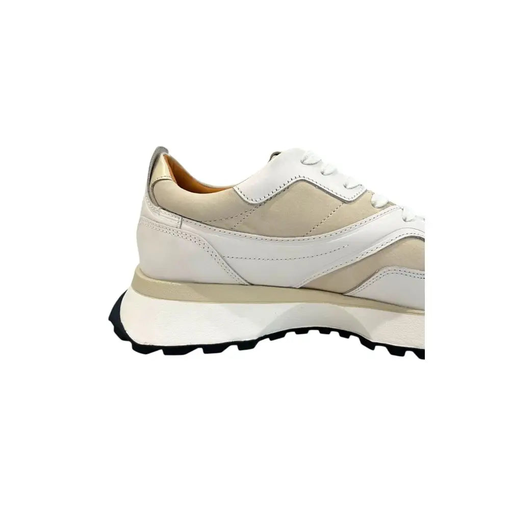Hugo Boss hvid lædersneaker i hvid og beige med chunky sål