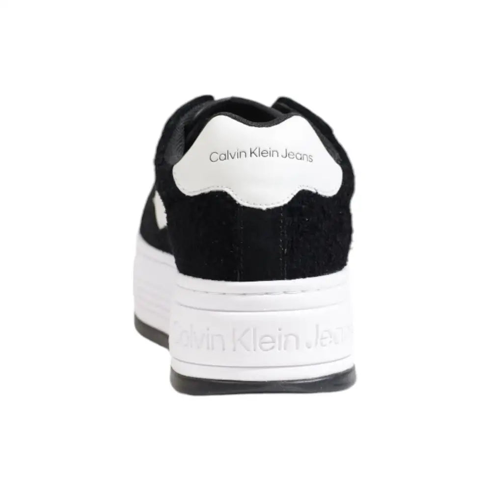Calvin Klein sorte læder sneakers i sort suede og hvidt læder med chunky sål