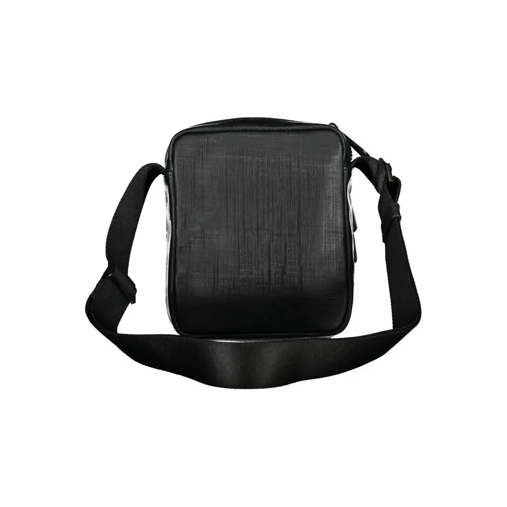 Calvin Klein Elegant Black Shoulder Bag with Contrasting Details - Skuldertasker