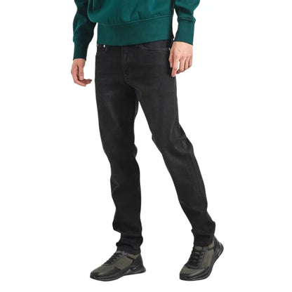 Calvin Klein jeans sorte slim-fit denim med ligeben og klassisk design