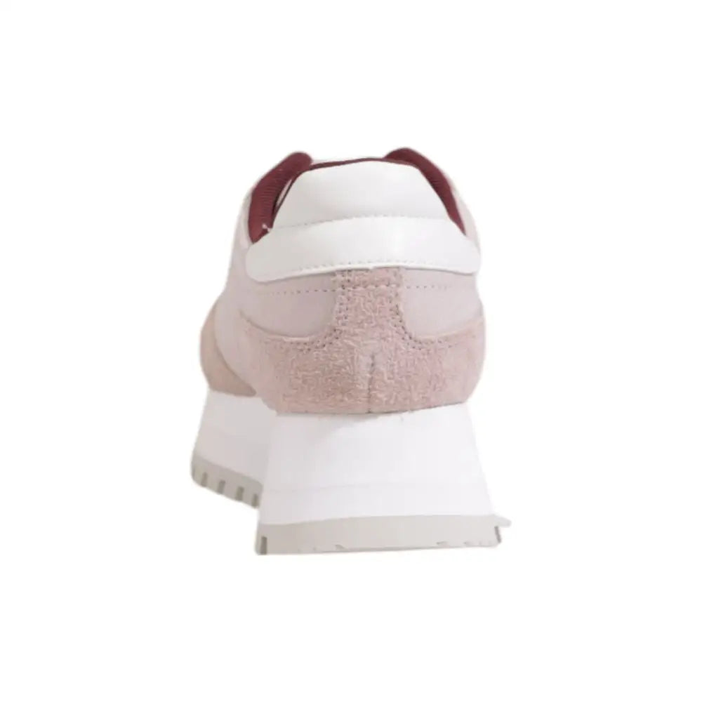 Blush pink og hvid Calvin Klein Jeans Suede Sneaker med chunky sål