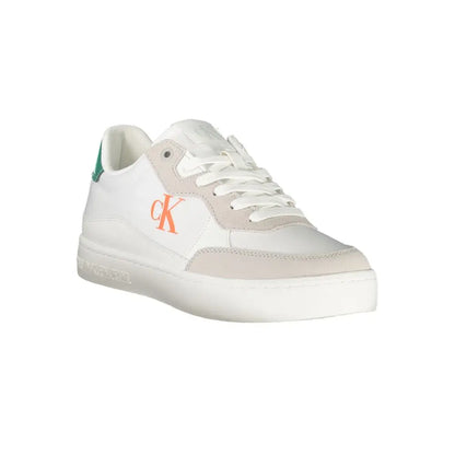 Calvin Klein hvide lædersneakers med beige, orange logo og grøn hæl