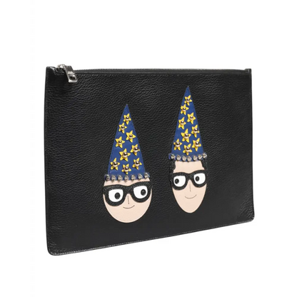Dolce & Gabbana gabbana black leather clutch med tegneserieansigter i troldmandshatte