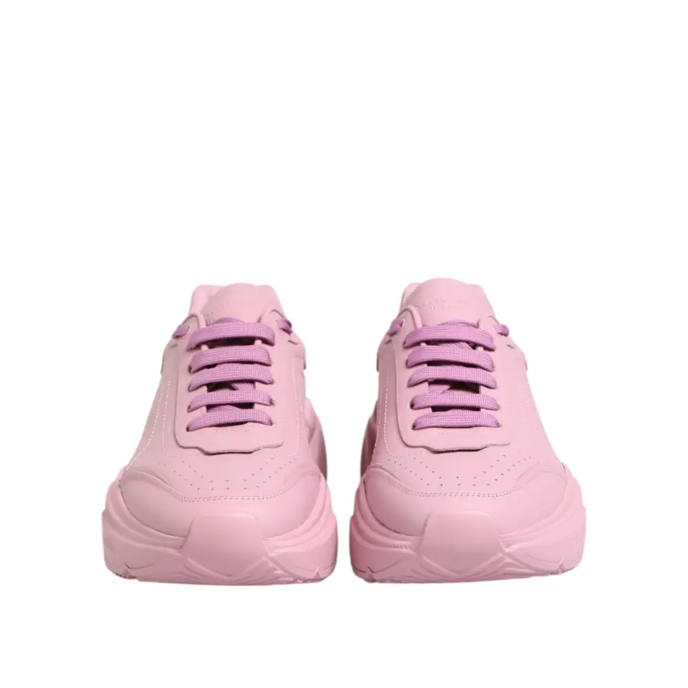 Rosa læder Daymaster low top sneakers fra Dolce & Gabbana med lilla snører