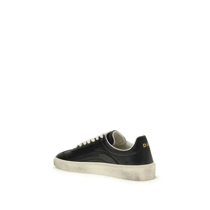 Dsquared² black calf leather Bos Taurus low top sneakers with white laces and gold heel lettering