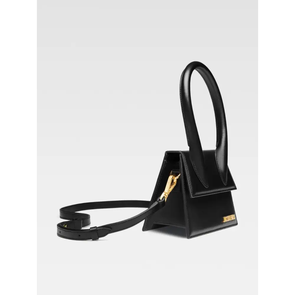Jacquemus black leather Le Chiquito moyen bag med guld hardware
