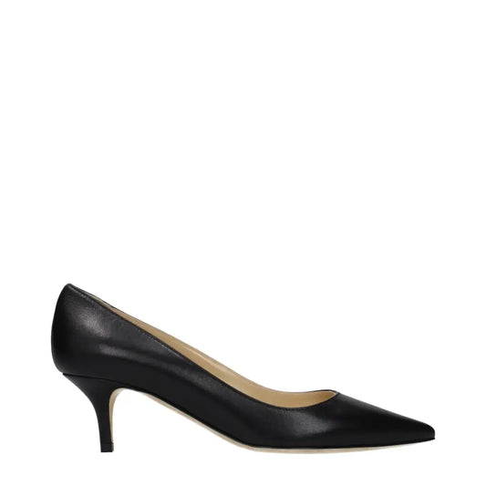 Jimmy Choo black leather pumps med spids tå og slank hæl