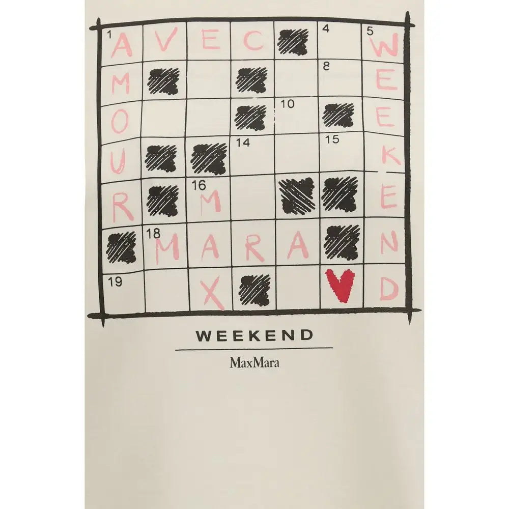 Minimalist Max Mara kalender med pink og sort håndskrift på cream cotton t-shirt fra outlet mærkevarer