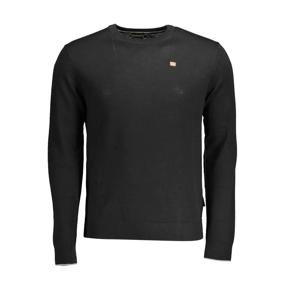 Napapijri black wool sweater med rød-hvidt flag-logo på venstre bryst