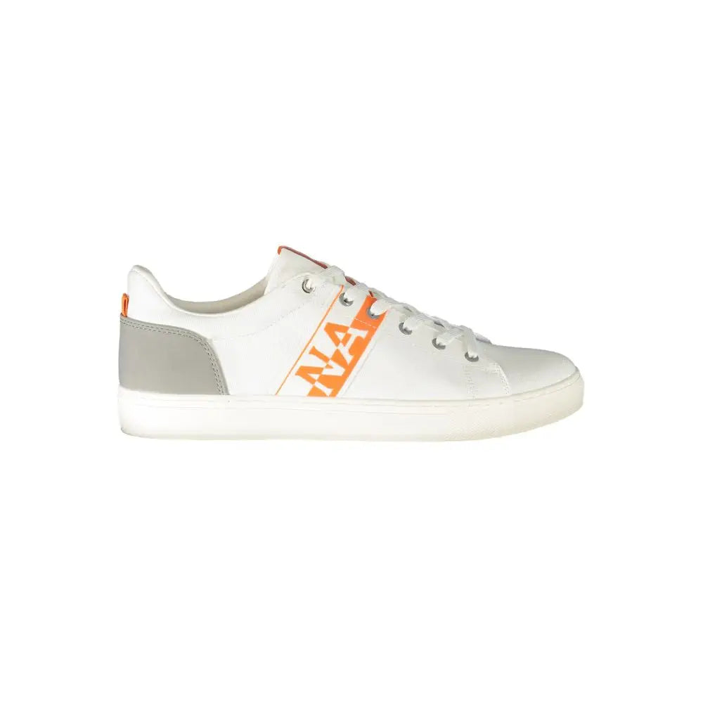 Napapijri white polyester sneakers med orange stripe og grå hæl