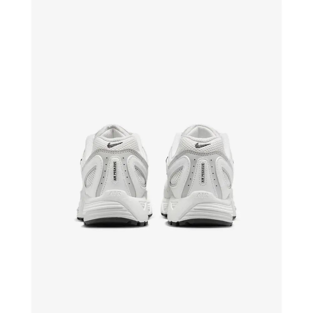 Nike - W Nike Air Pegasus 2005 - Sneakers