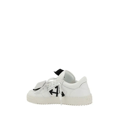 Off-White sorte gummi sneakers med hvid overdel og sort pil-logo