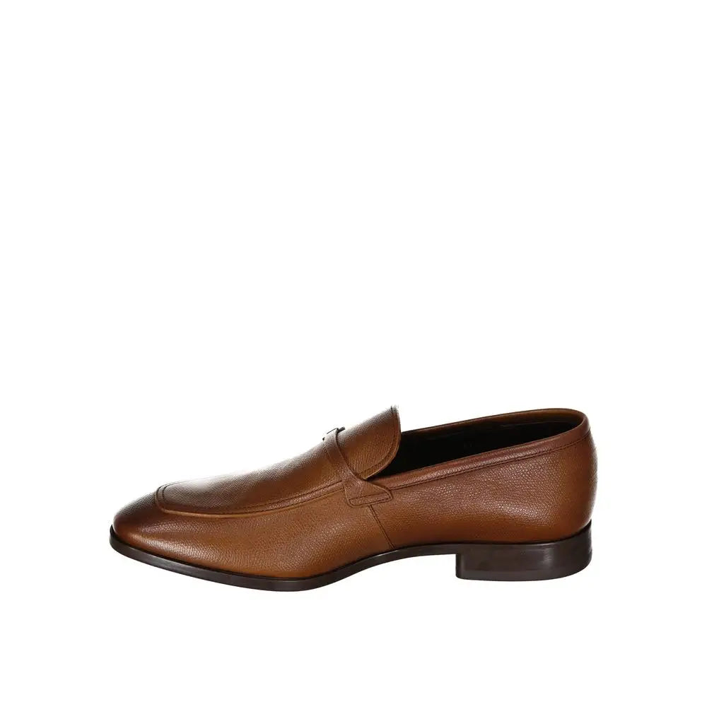 Salvatore Ferragamo brune læder slip-on loafers med tekstureret overflade
