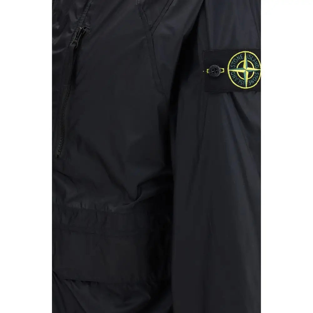Sort Stone Island moderne blå polyamidfrakke med sort jakke og gul logo