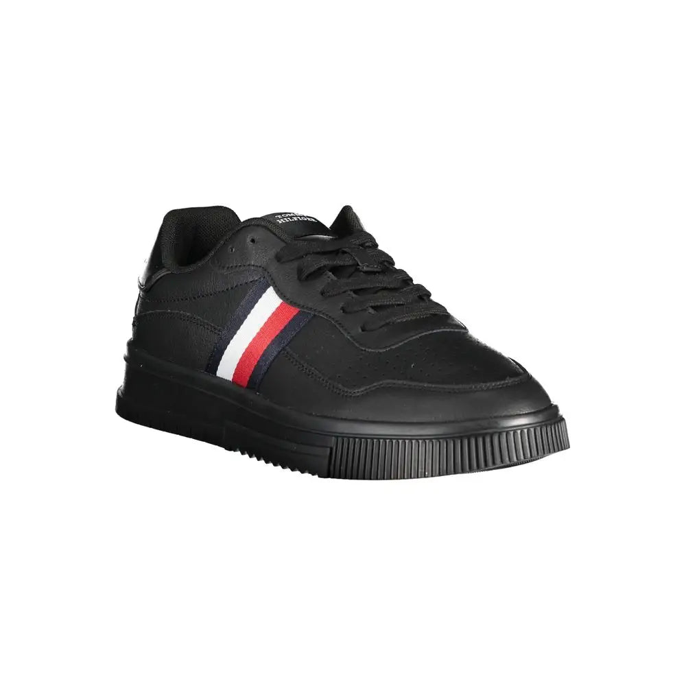 Tommy Hilfiger sorte polyester sneakers med rød, hvid og marine blå stribe