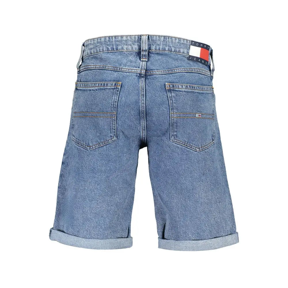 Tommy Hilfiger blue cotton shorts med oprullede manchetter og Tommy Jeans-logo
