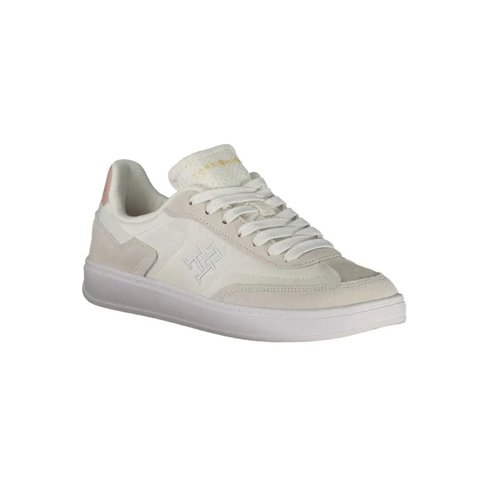 Tommy Hilfiger white polyethylene kvinders sneakers i off-white med pink accenter
