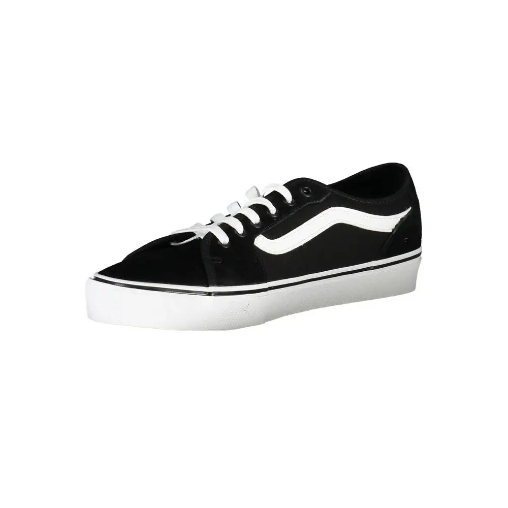 Sorte Vans polyester sneakers i sort polyester med hvide snører, klassisk side-stribe og tyk hvid gummisål